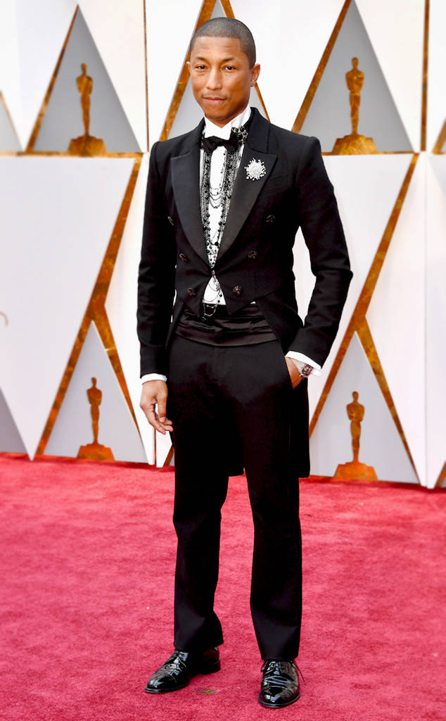 rs_634x1024-170226165326-634.Best-Dressed-634.Men-Oscars-2017-Pharrell-Williams